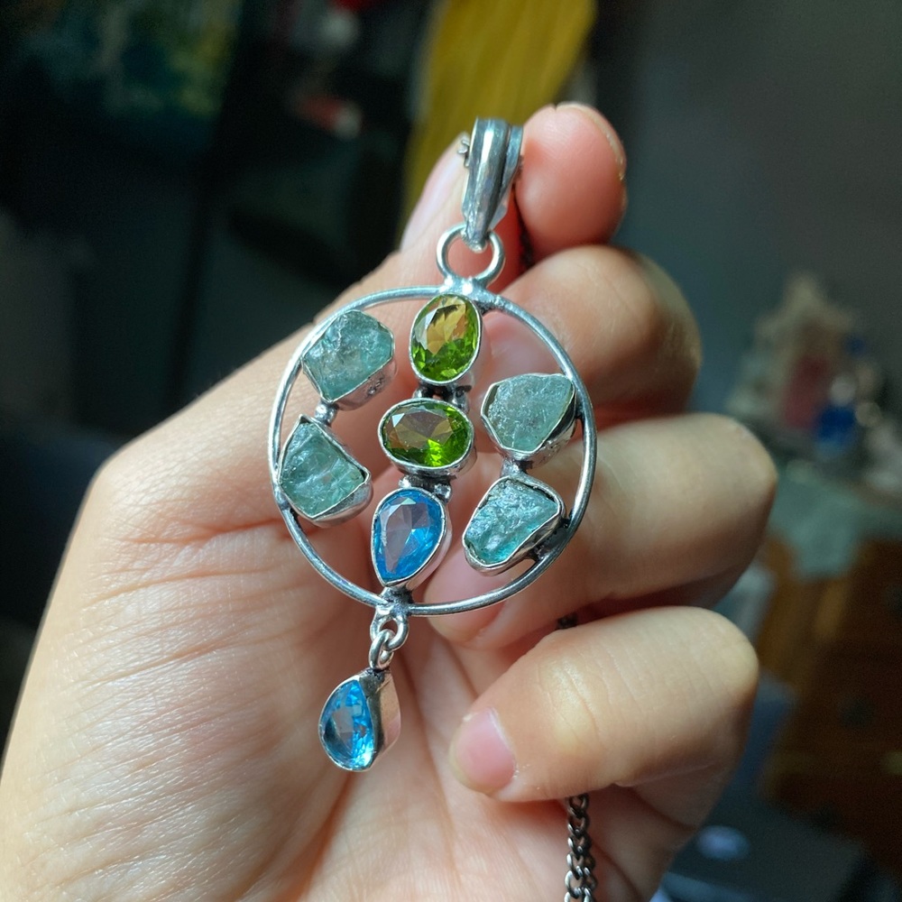 ✨ON SALE✨ 🌿AQUAMARINE PERIDOT 925 SILVER PLATED PENDANT